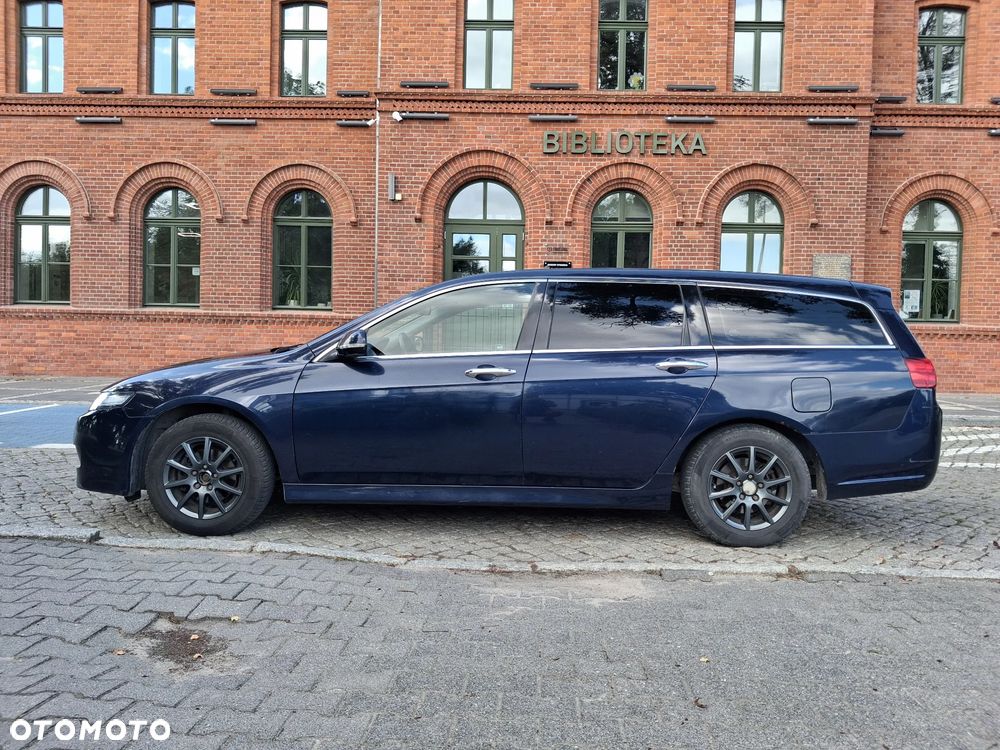 Honda Accord 2.0 Comfort - 9
