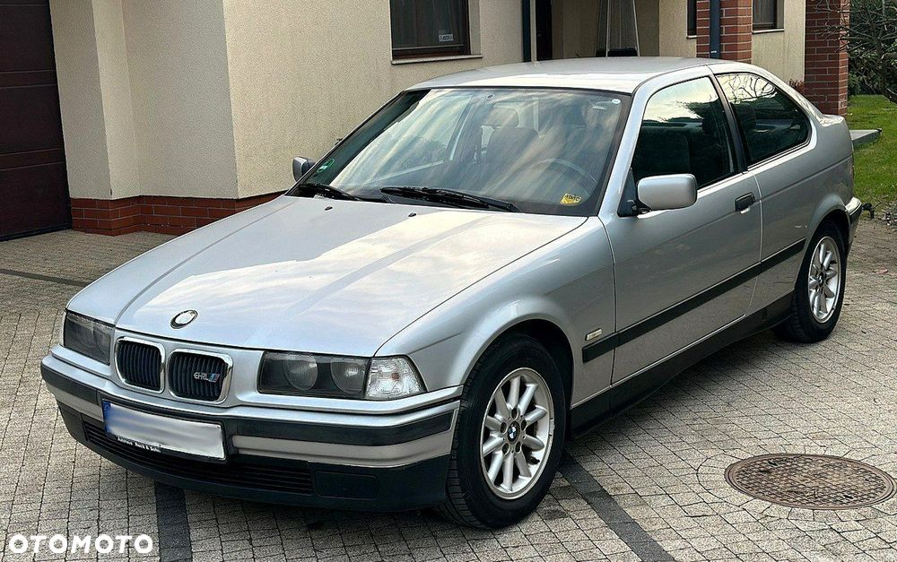BMW Seria 3 316i - 26