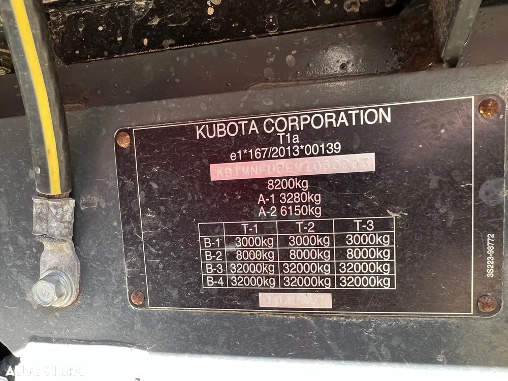 Kubota M6111U - 12