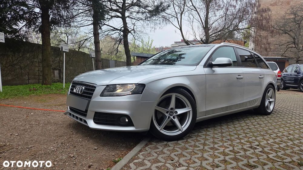 Audi A4 Avant 2.0 TDI DPF Quattro - 1
