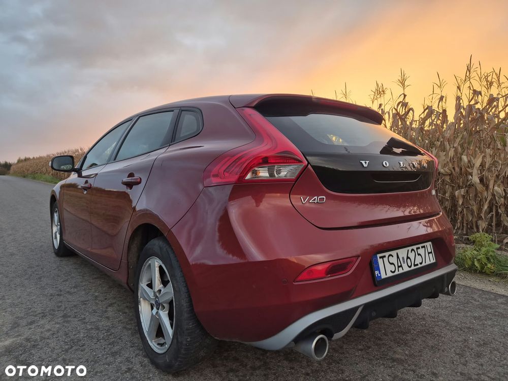 Volvo V40 2015 photo 3