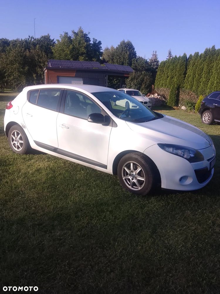 Renault Megane 1.5 dCi Dynamique - 1
