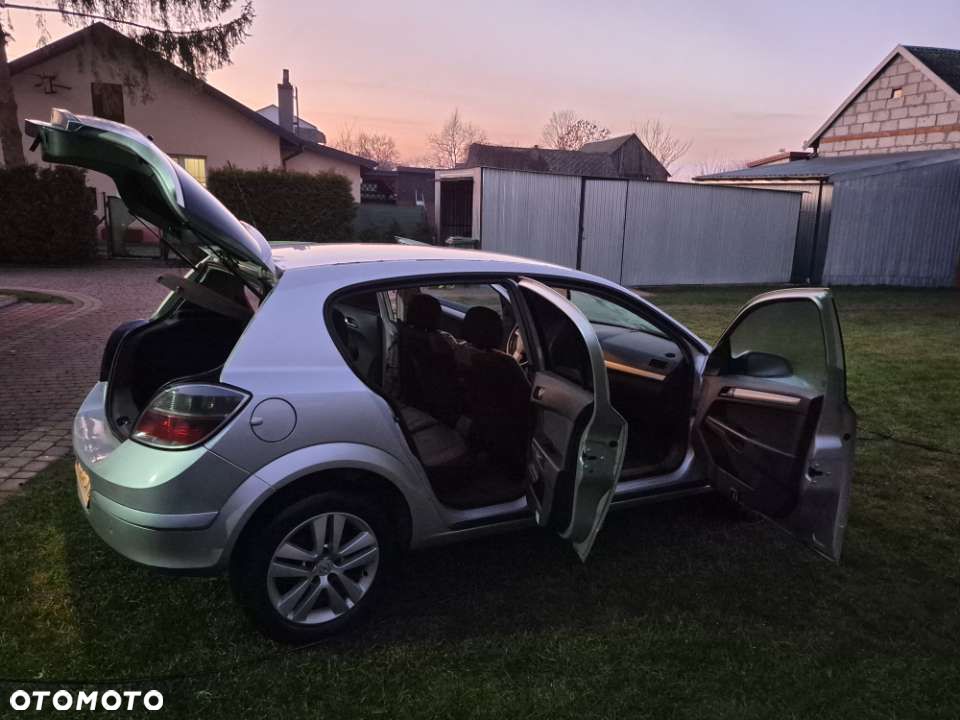 Opel Astra 1.7 CDTI - 10