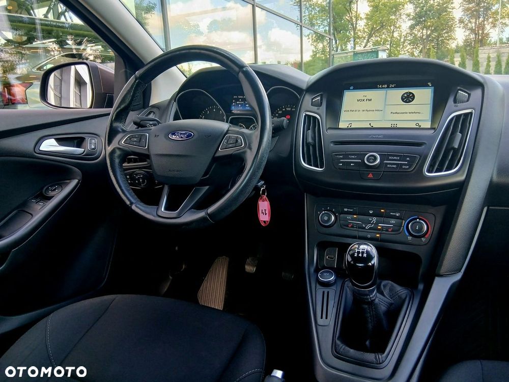 Ford Focus 1.6 SYNC Edition - 18