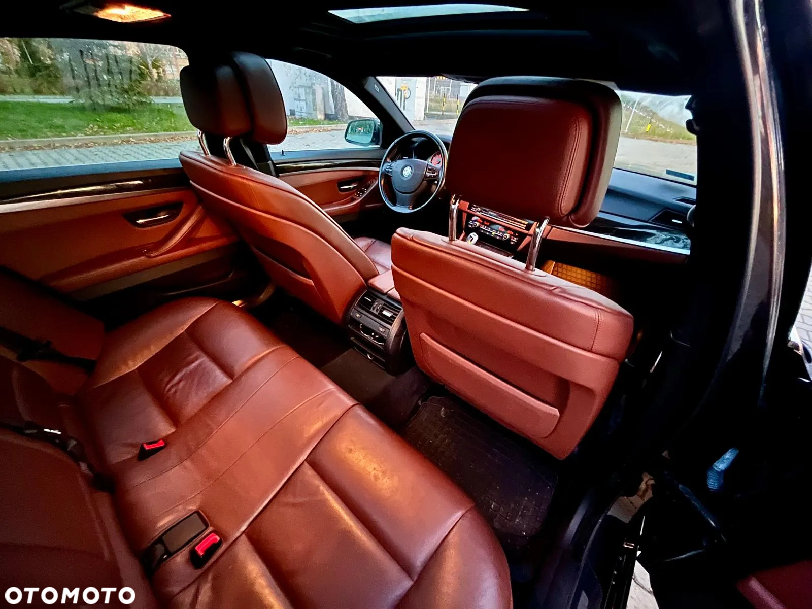 BMW Seria 5 528i Luxury Line - 7