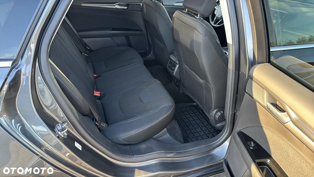 Ford Mondeo 2.0 EcoBlue Titanium AWD - 30