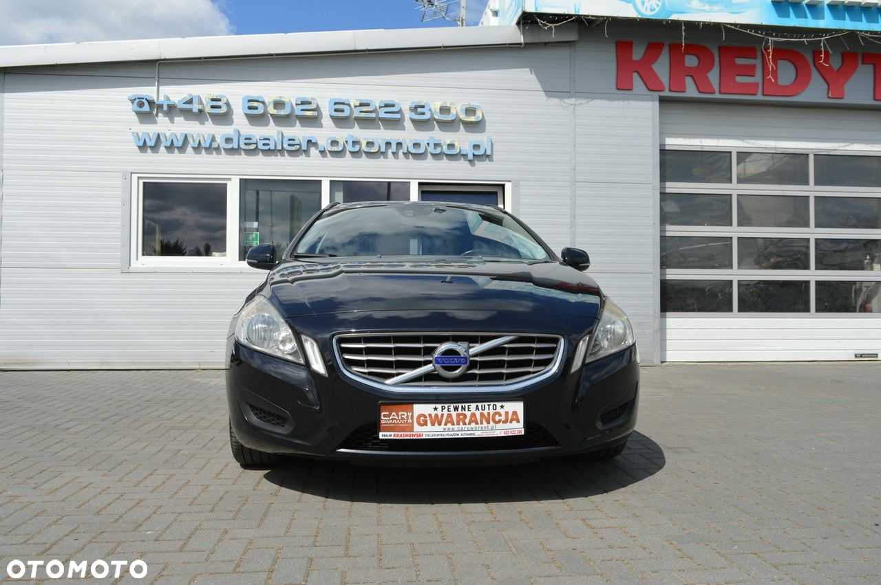 Volvo V60 D3 Momentum - 6