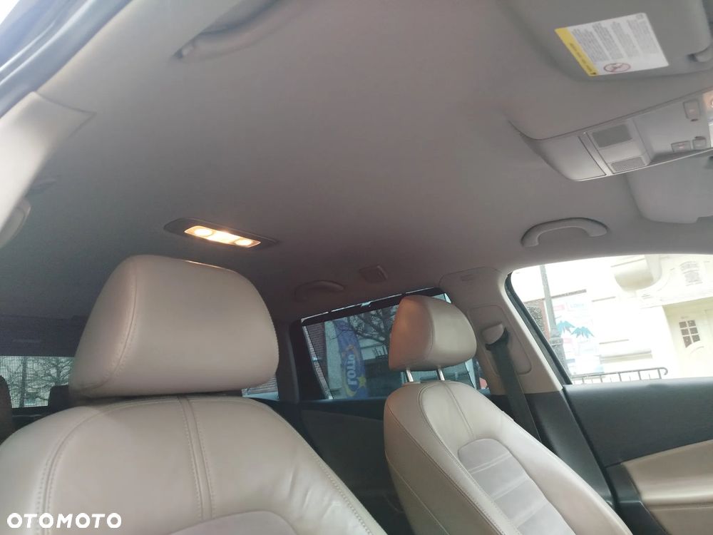 Volkswagen Passat - 29