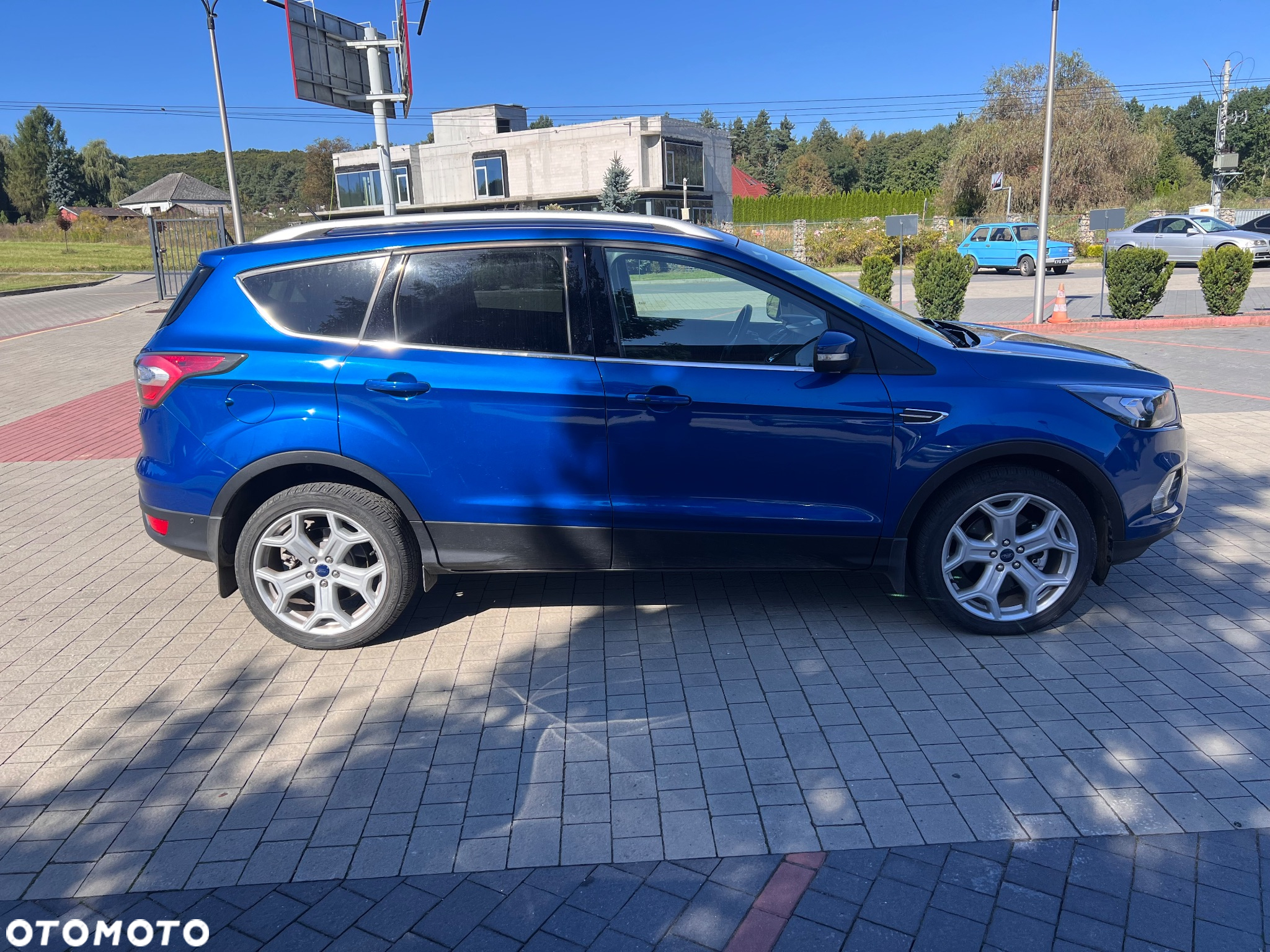 Ford Kuga 1.5 EcoBoost 4WD Titanium Plus - 4