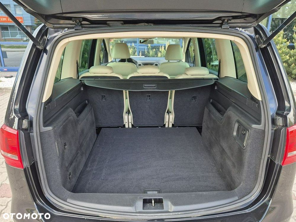 Volkswagen Sharan - 26