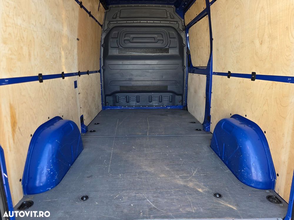 Mercedes-Benz Sprinter L3H2 - 12