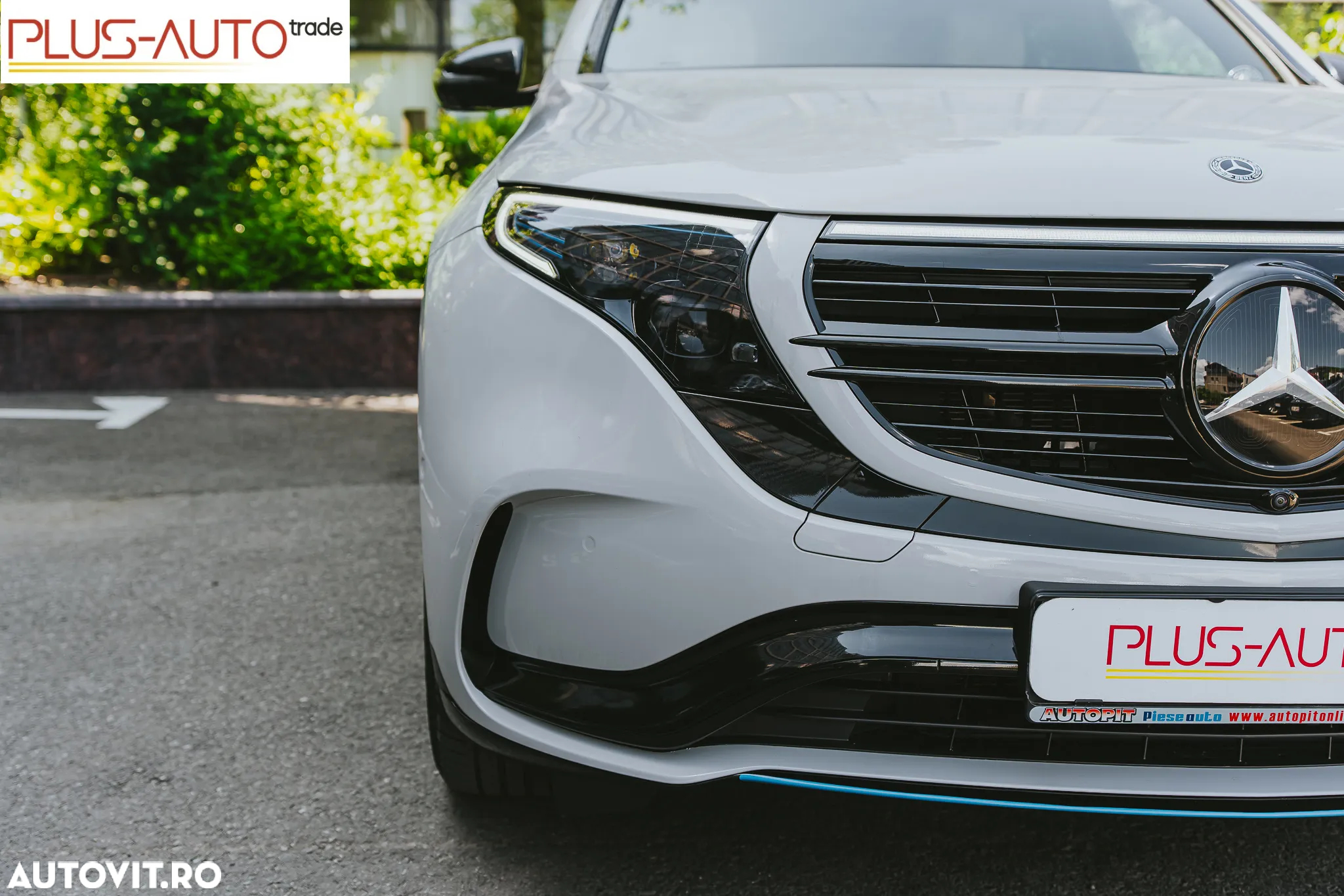 Mercedes-Benz EQC 400 4MATIC - 4