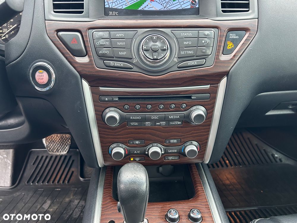 Nissan Pathfinder - 13