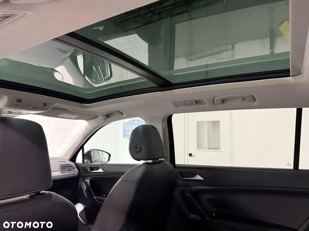 Volkswagen Tiguan 2.0 TSI 4Mot Elegance DSG - 29