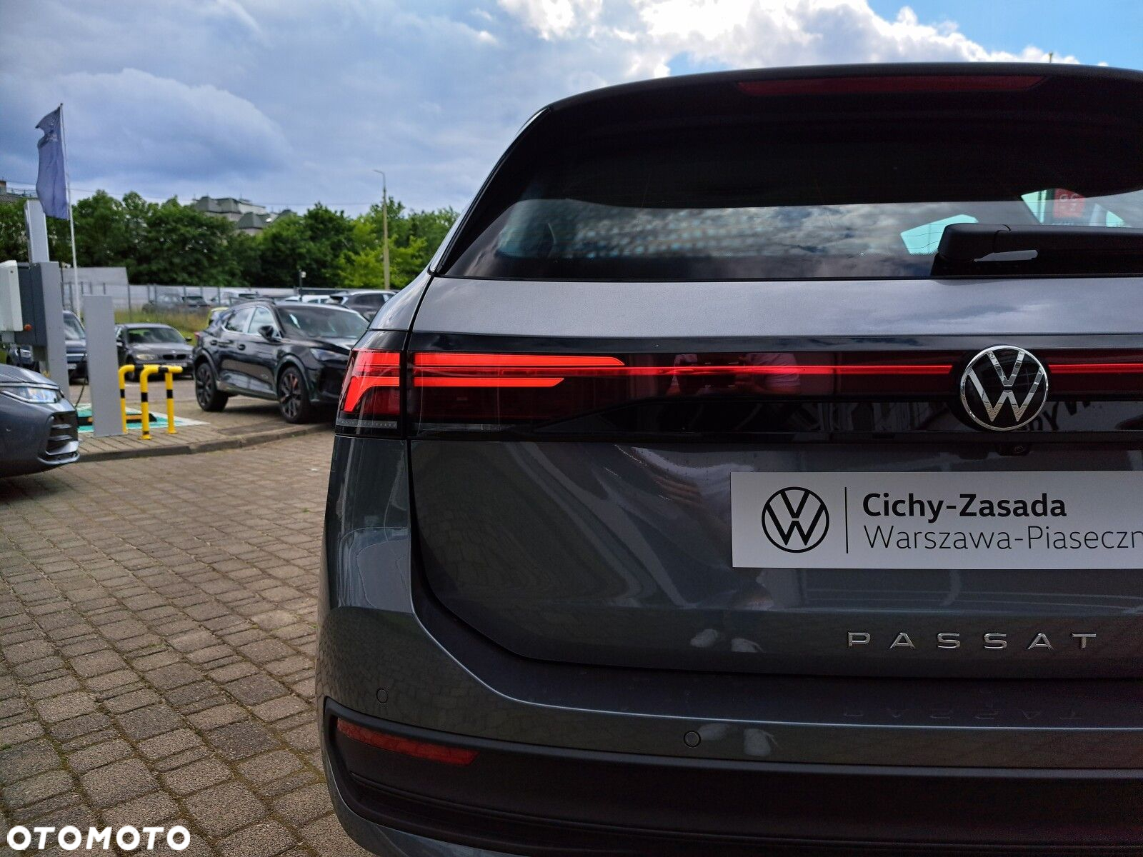 Volkswagen Passat 1.5 TSI ACT mHEV DSG - 39