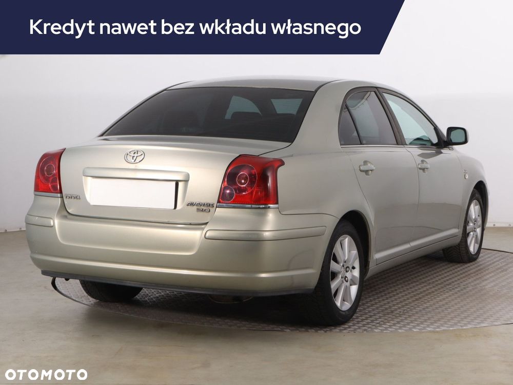 Toyota Avensis - 7