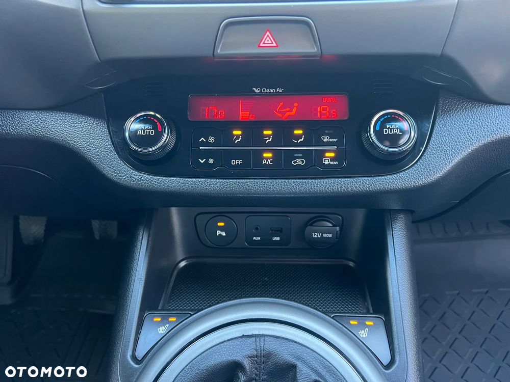 Kia Sportage 1.7 CRDI XL 2WD - 12