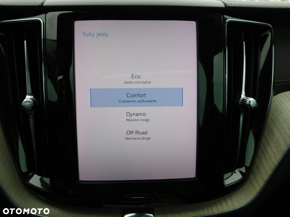 Volvo XC 60 B4 D Geartronic Inscription - 13