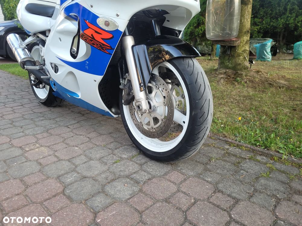Suzuki GSX-R - 3