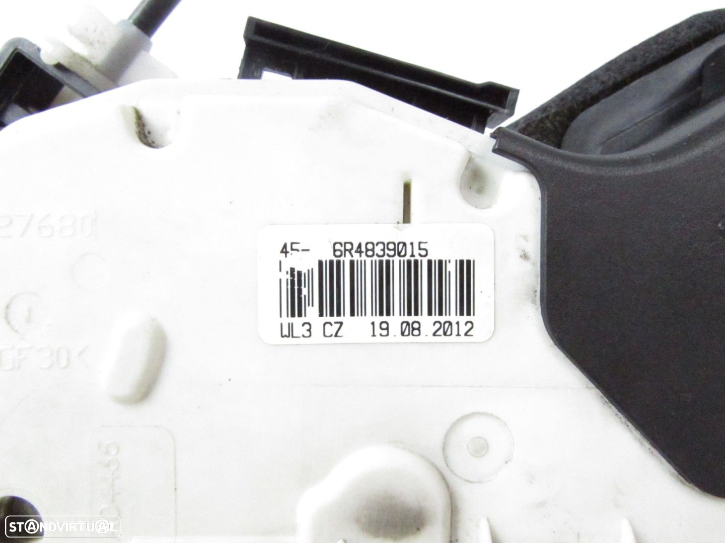Fecho da porta Esquerdo/Trás Seminovo/ Original VW POLO (6R1, 6C1) 6R4839015 - 4