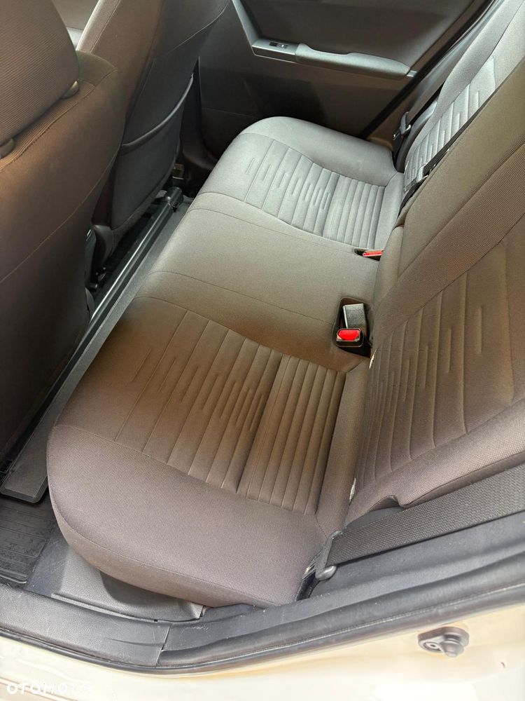 Toyota Auris Hybrid 135 Comfort - 15
