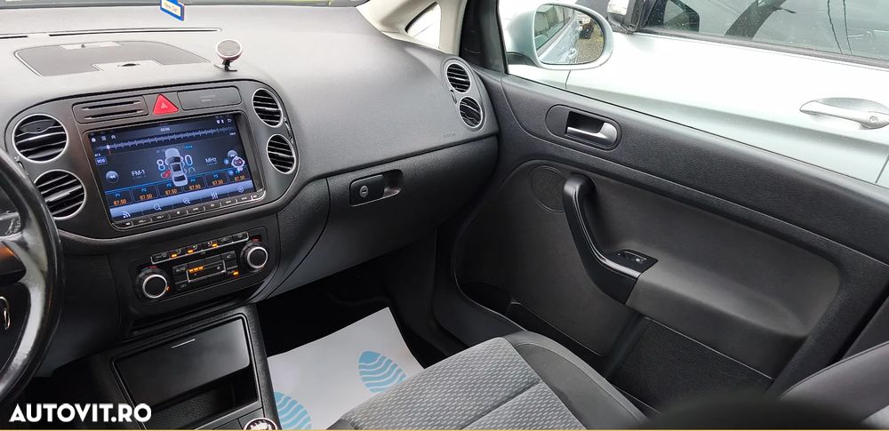 Volkswagen Golf Plus 1.6 TDI DPF Life - 14