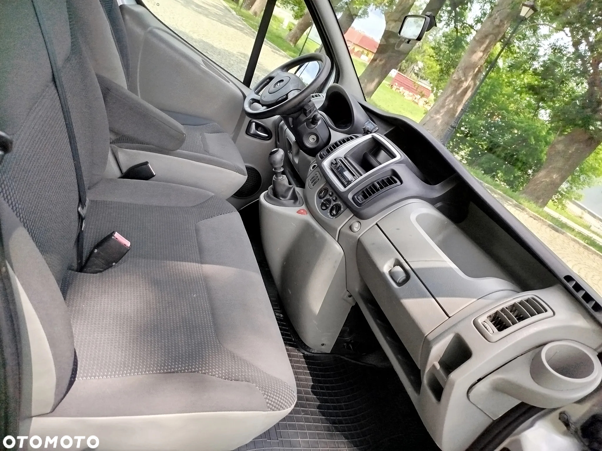 Opel Vivaro - 14