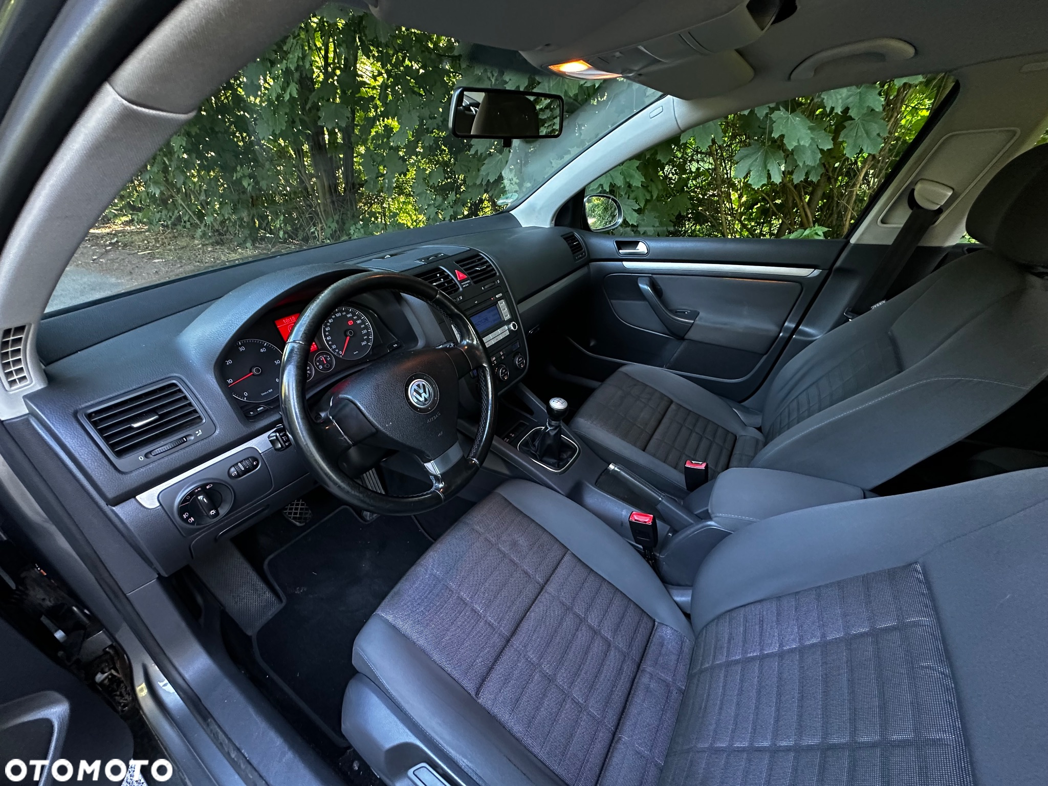Volkswagen Golf V 1.9 TDI Trendline - 7