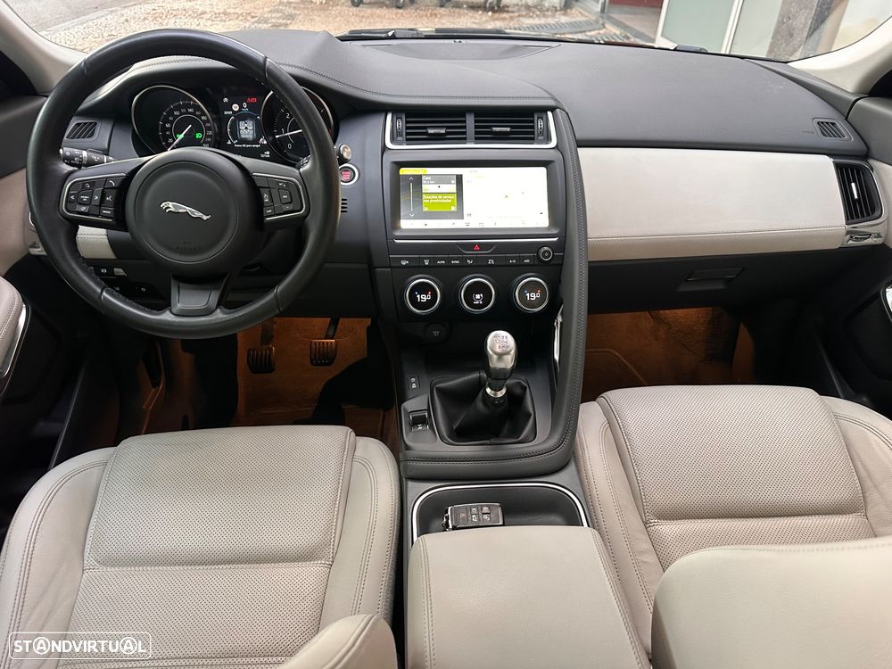 Jaguar E-Pace 2.0 i4D R-Dynamic S - 12
