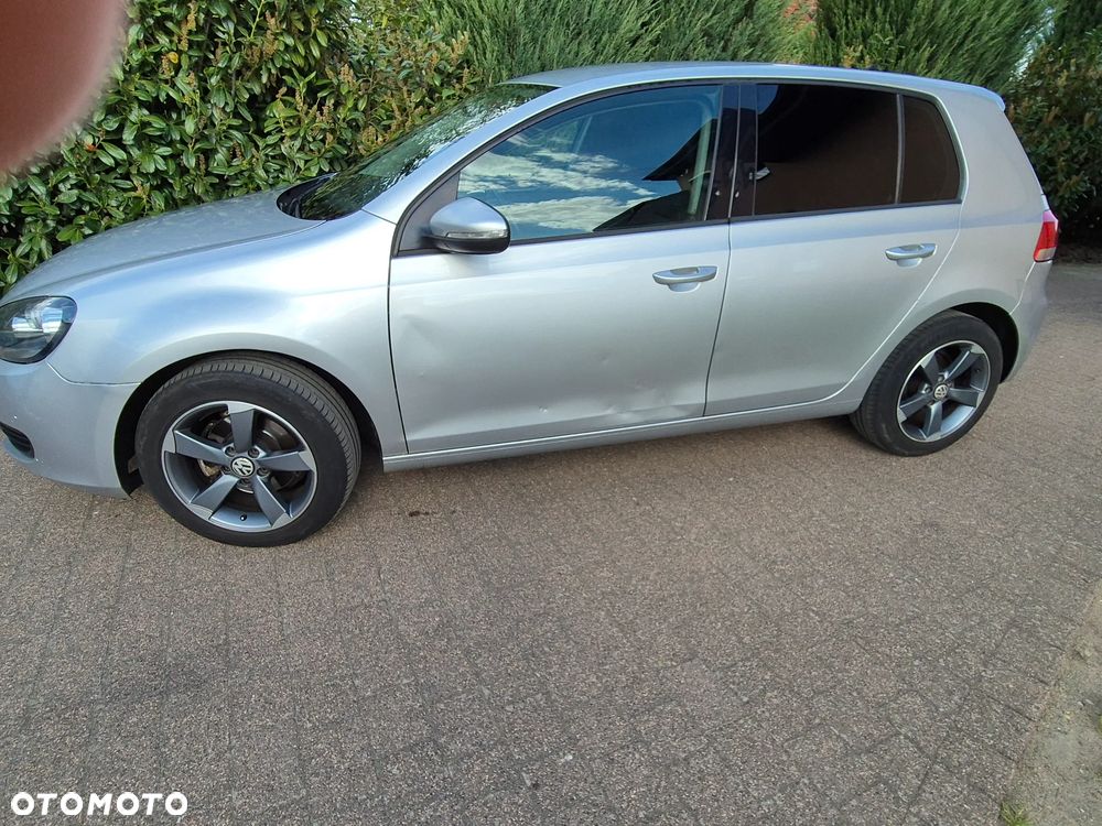 Volkswagen Golf 1.6 TDI Comfortline - 4