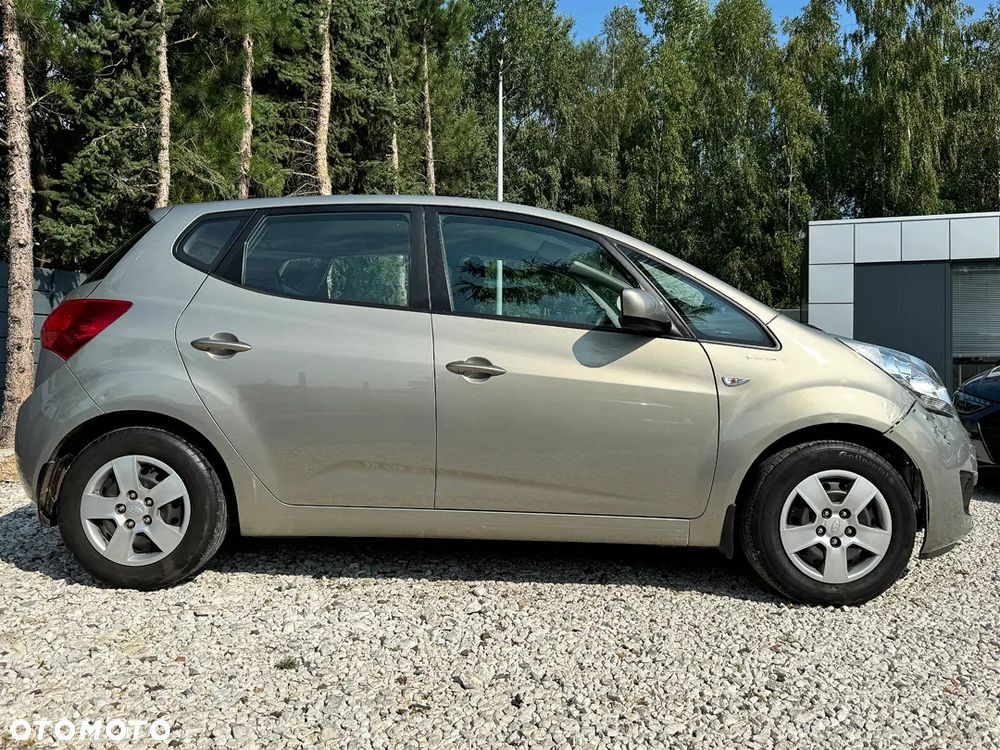 Kia Venga 1.4 CVVT ISG Vision - 17