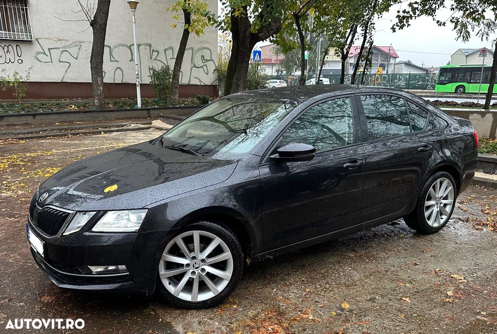 Skoda Octavia 1.6 TDI DSG Style - 5