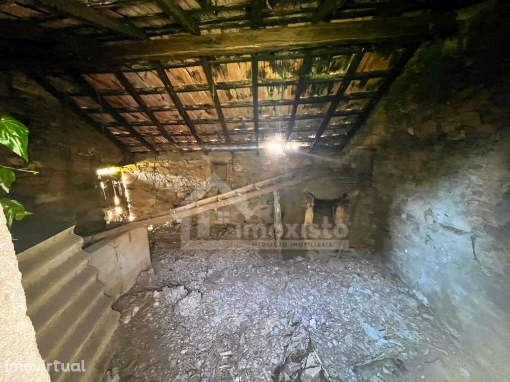 Moradia de campo para remodelar em Figueiró dos Vinhos - Grande imagem: 4/21