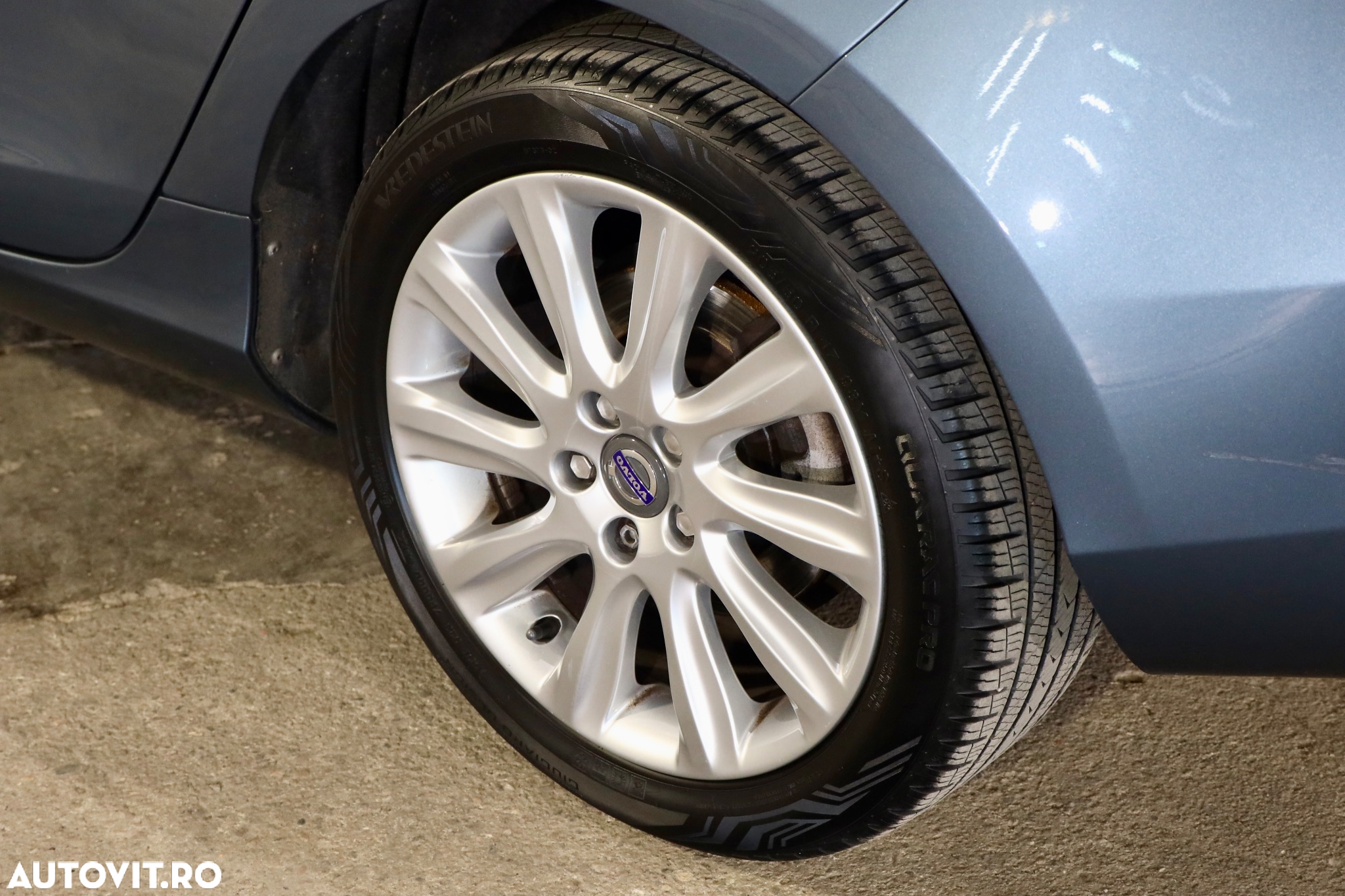 Volvo V40 D2 - 33