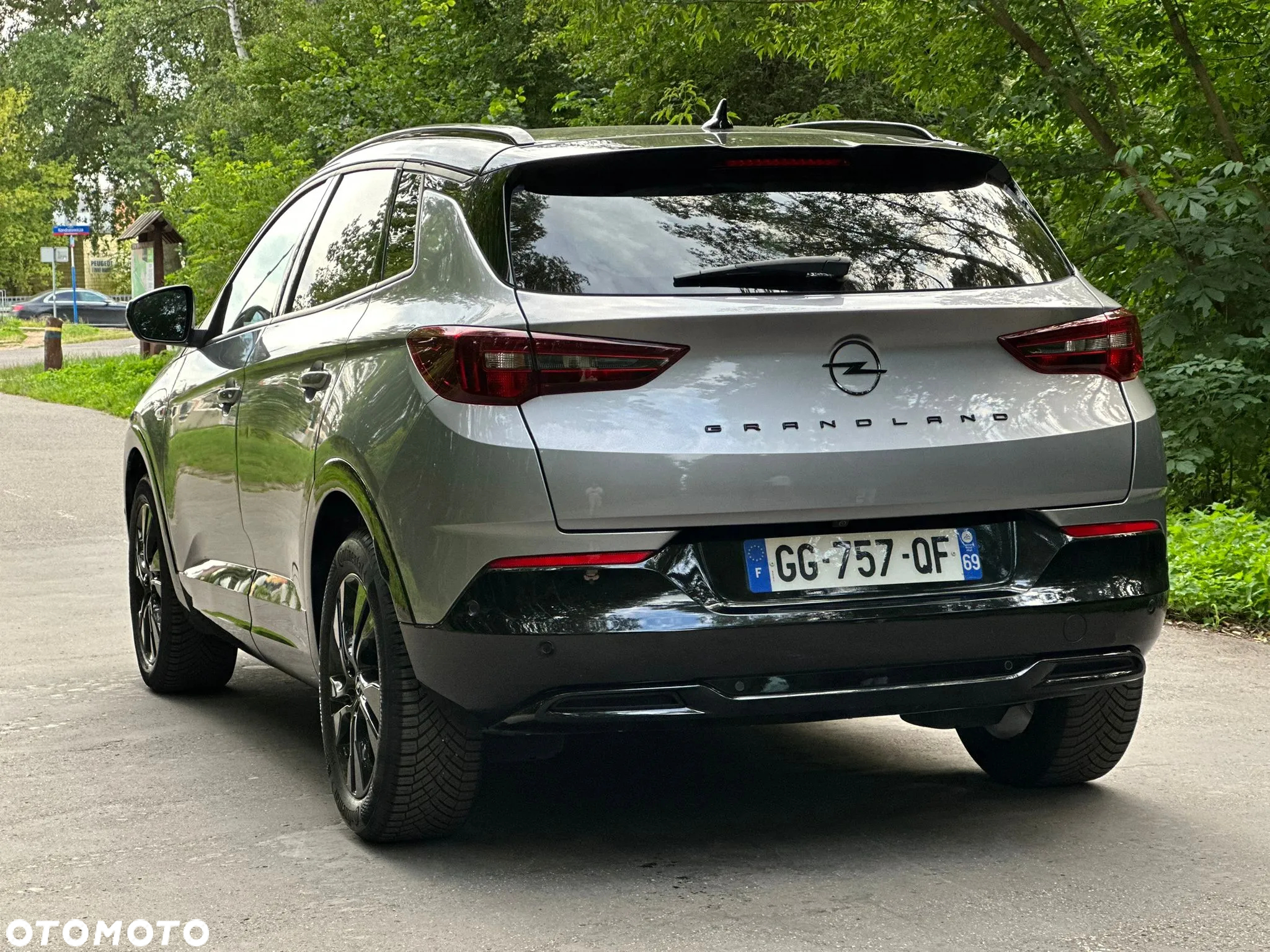 Opel Grandland 1.2 T GS Line S&S - 4