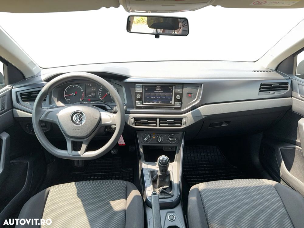 Volkswagen Polo - 11
