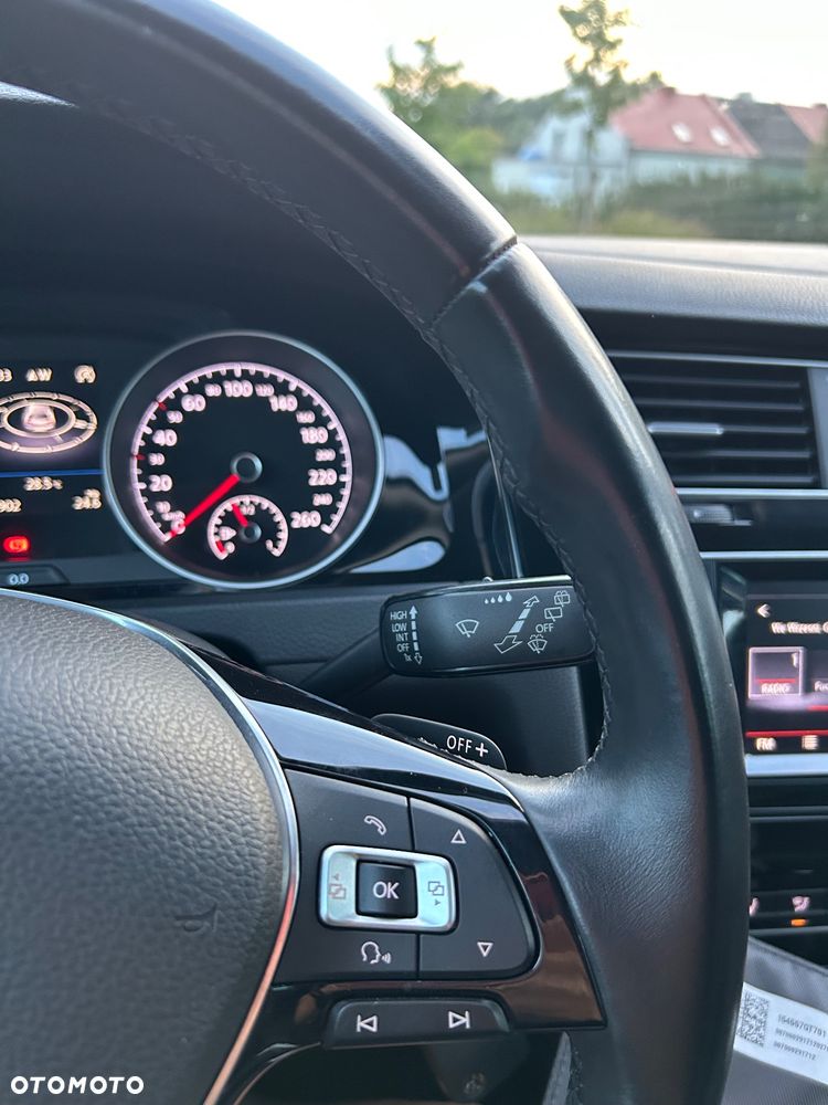 Volkswagen Golf 1.4 TSI BlueMotion Technology DSG Comfortline - 28