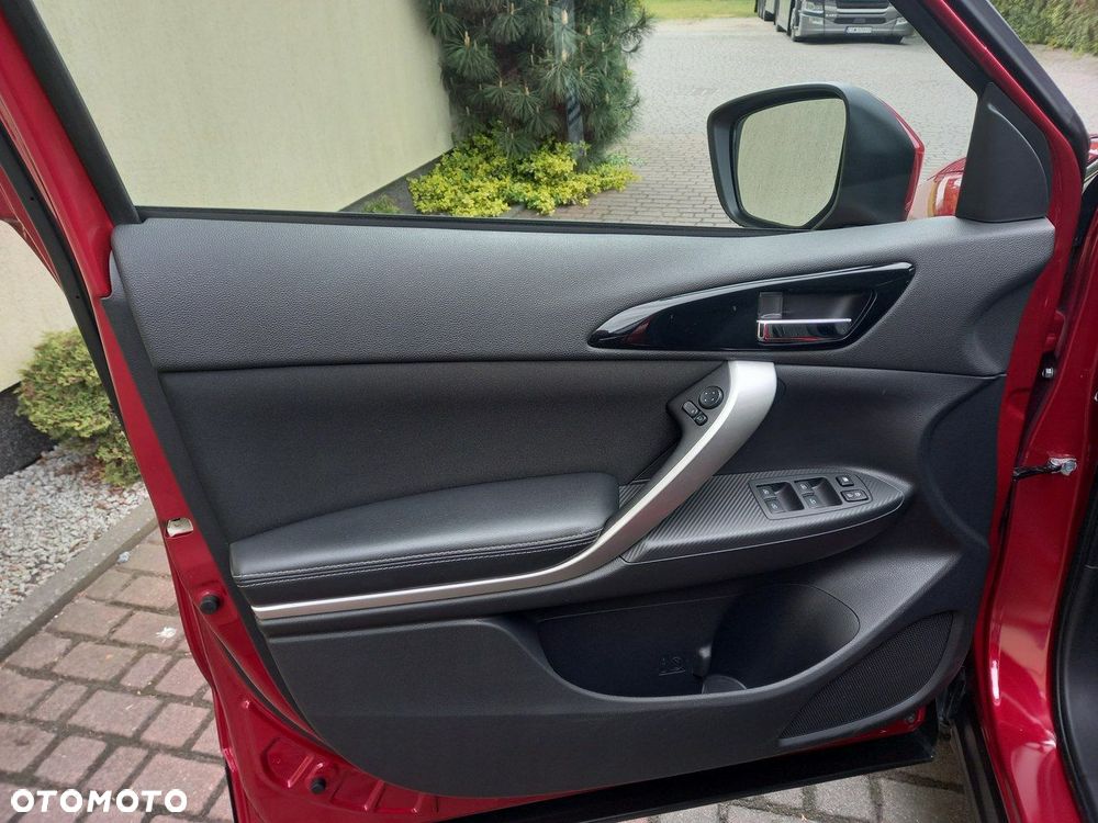 Mitsubishi Eclipse Cross 1.5 T Intense Plus CVT - 27