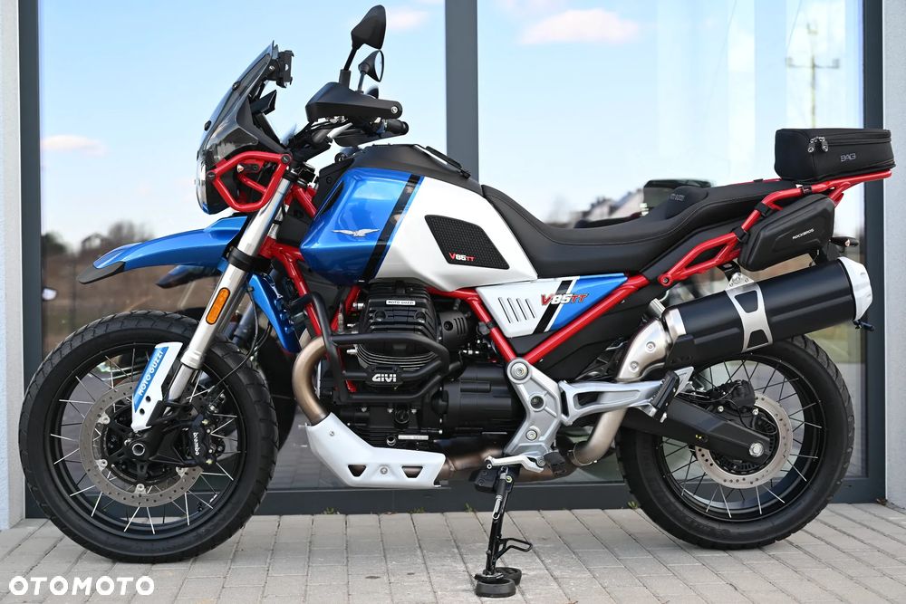 Moto Guzzi V85 - 3