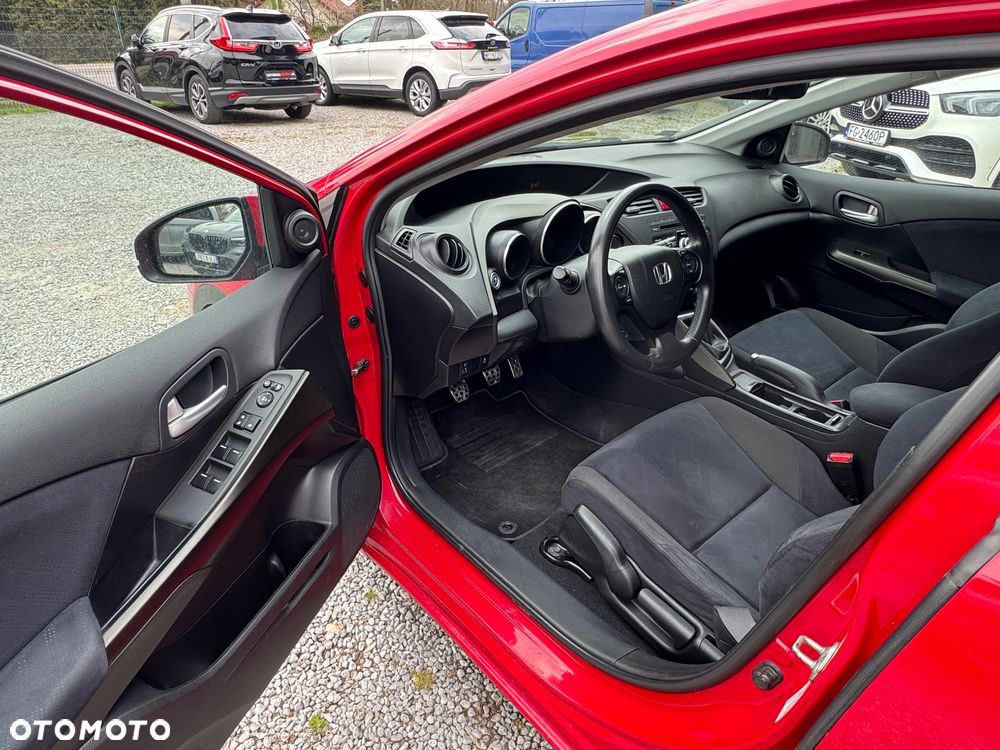 Honda Civic 1.8 Sport - 9