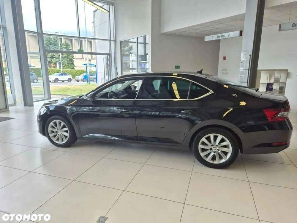 Skoda Superb 1.5 TSI Ambition - 5