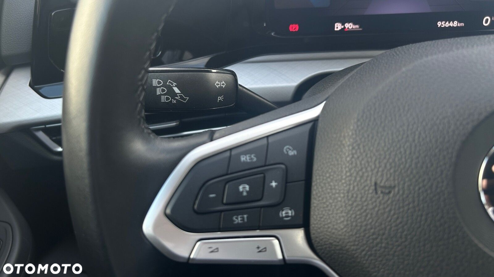 Volkswagen Golf VIII 1.5 TSI EVO Life - 15