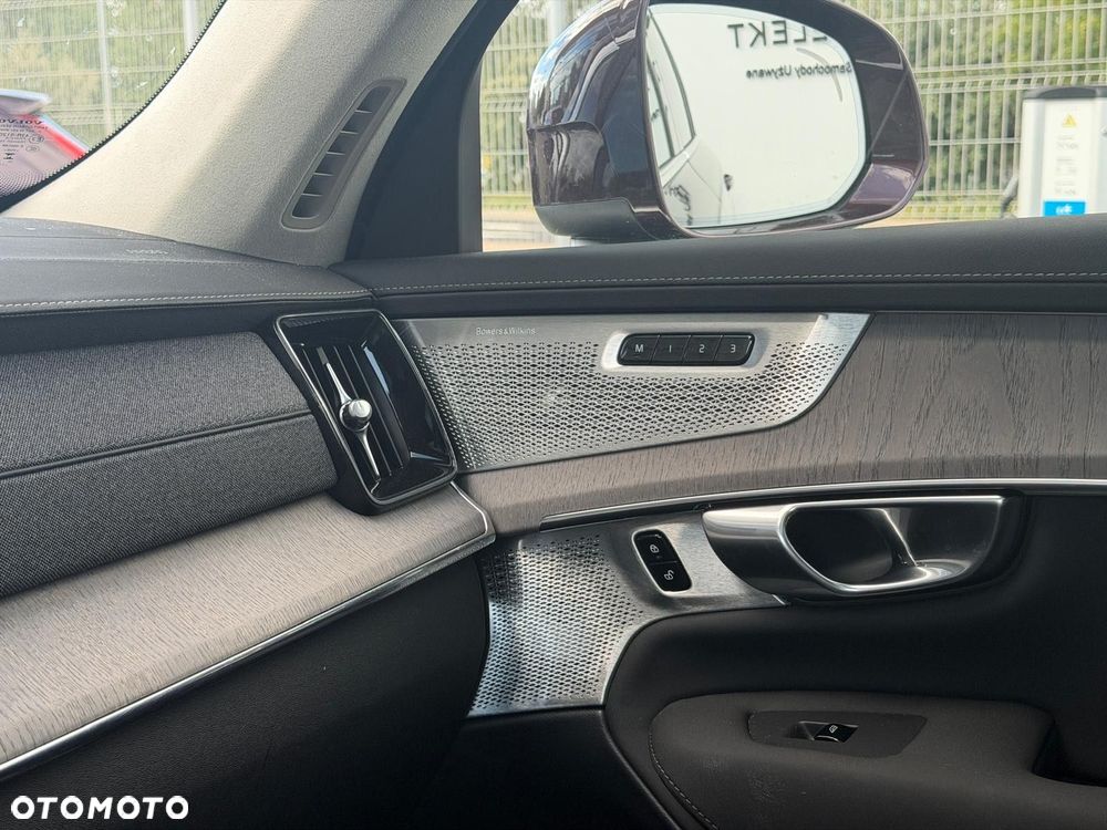 Volvo XC 90 - 32