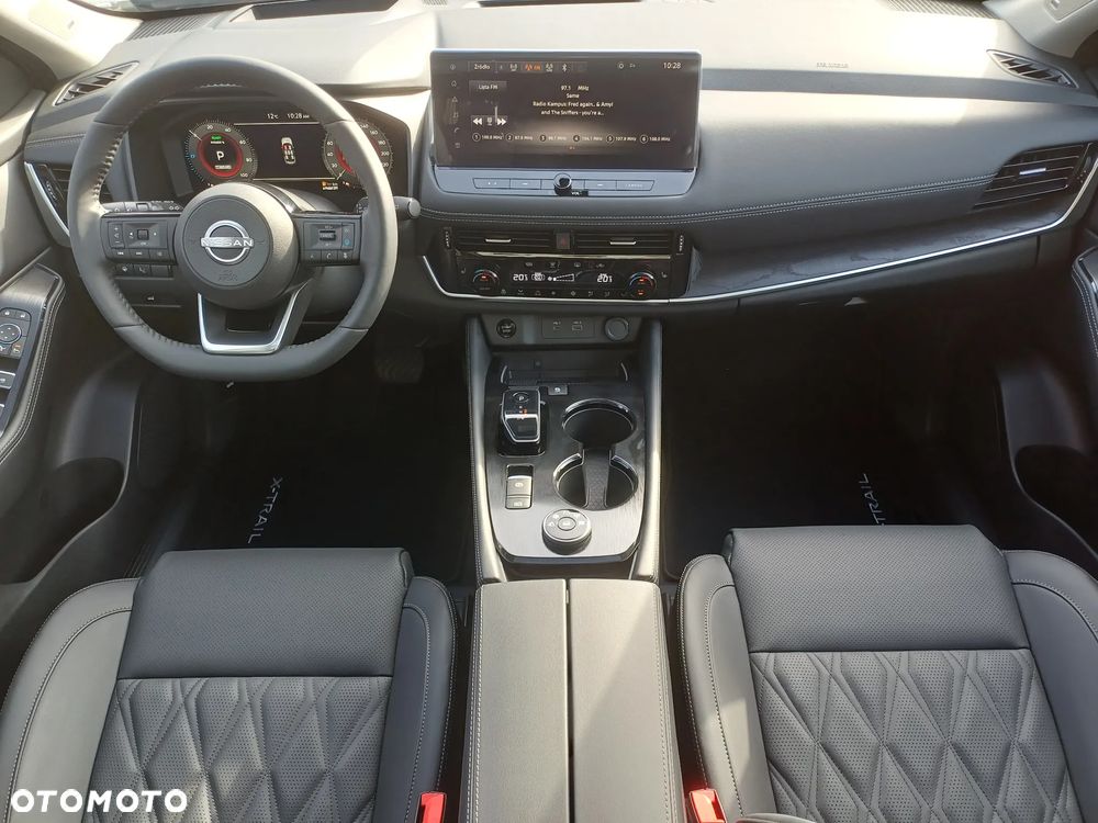 Nissan X-Trail 1.5 VC-T e-POWER Tekna e-4ORCE 7os - 9