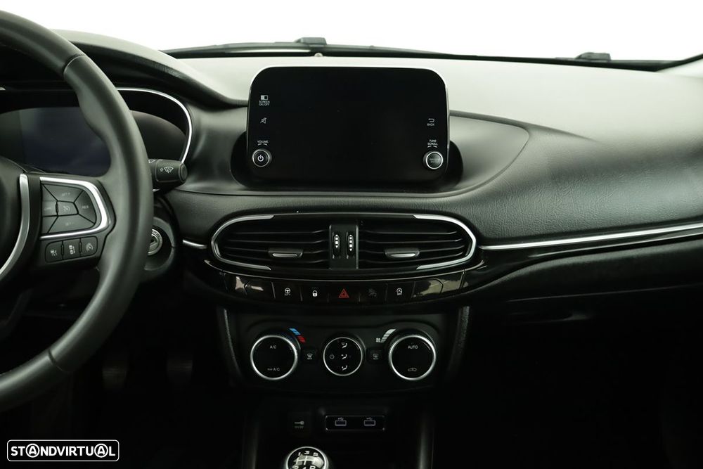 Fiat Tipo Cross 1.0 GSE T3 - 9