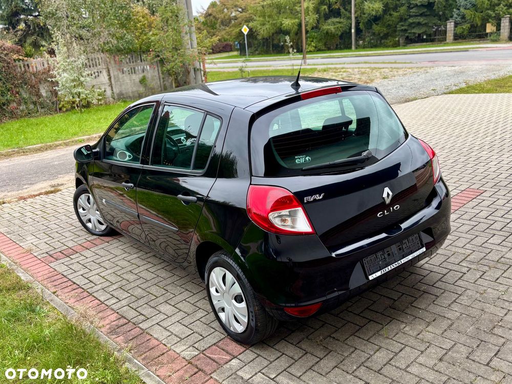 Renault Laguna dCi 180 FAP GT - 4