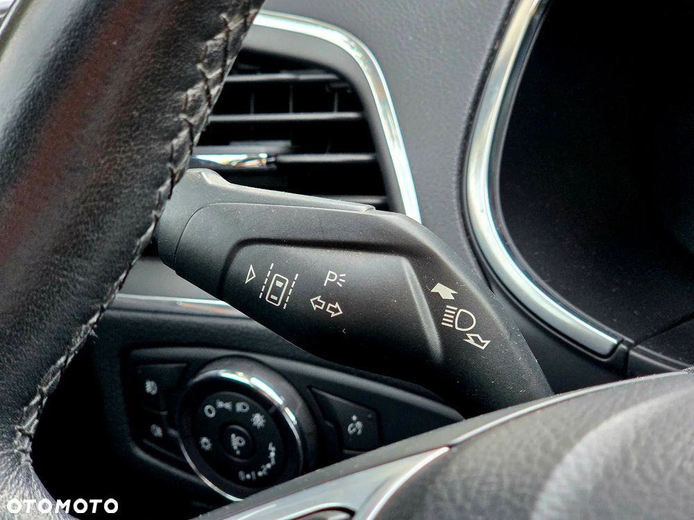 Ford Galaxy 1.5 EcoBoost Titanium - 32