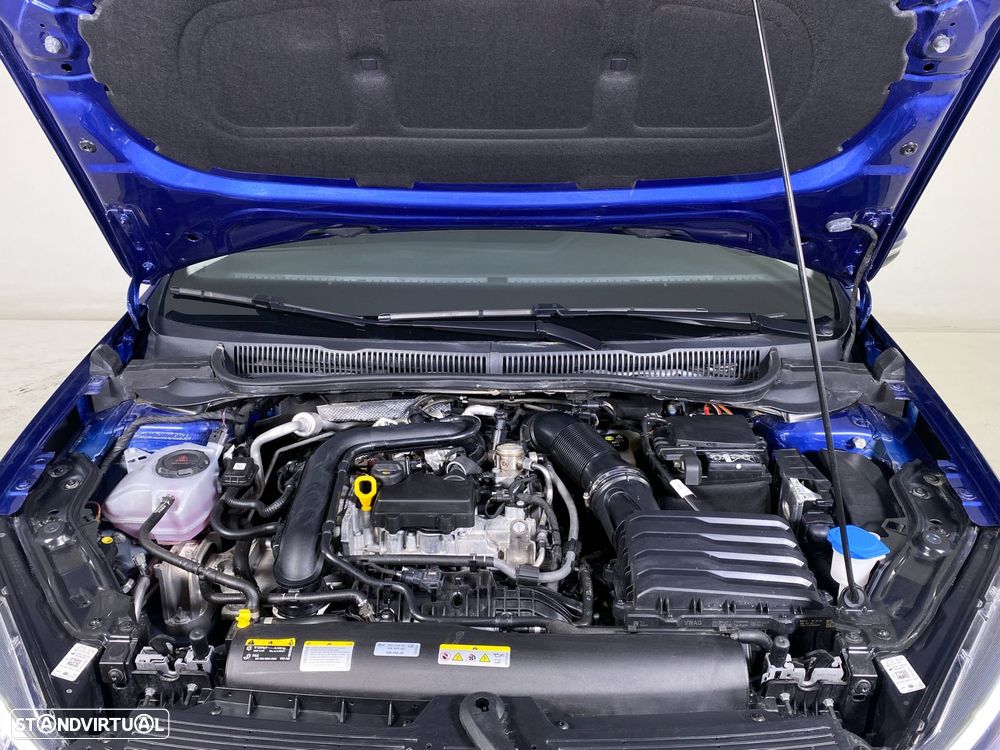 VW Taigo 1.0 TSI Urban DSG - 23