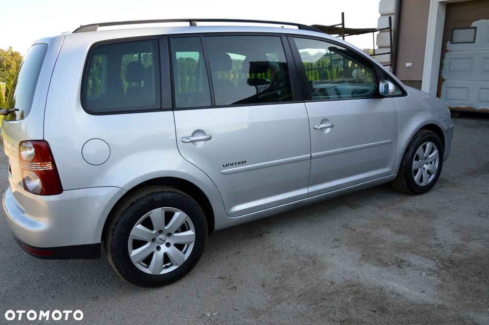 Volkswagen Touran 2.0 TDI United - 4
