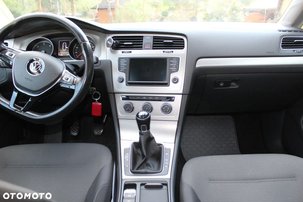 Volkswagen Golf 1.6 TDI BlueMotion Trendline - 9
